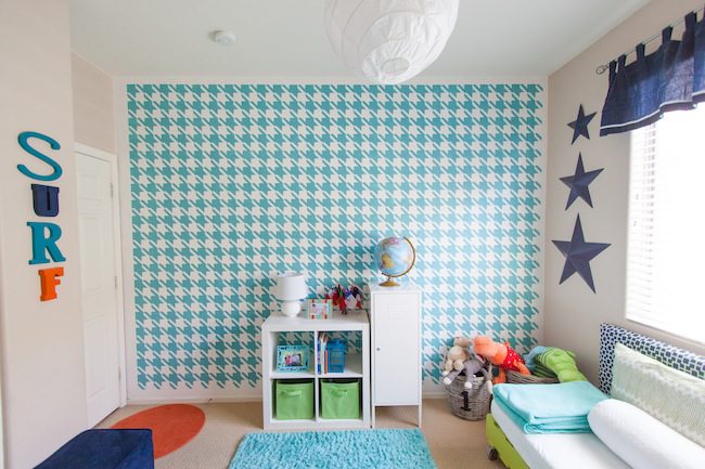 Boy's Room DIY Painted Houndstooth Wall