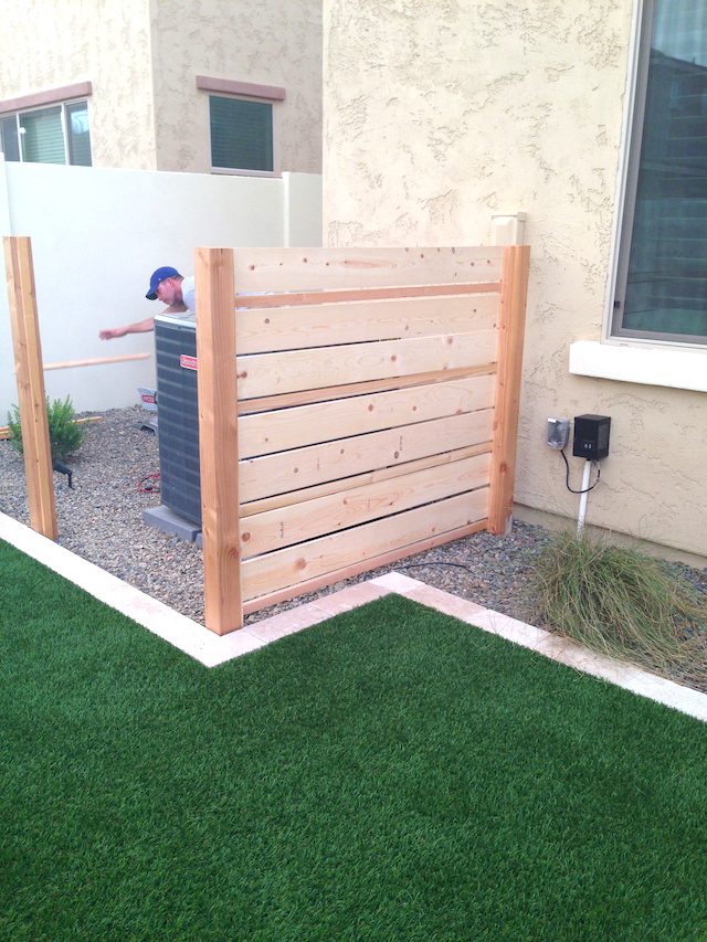 DIY Outdoor Planked Wall Privacy Screen