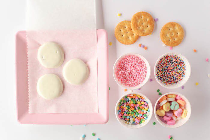 diy white chocolate ritz cracker valentine cookies