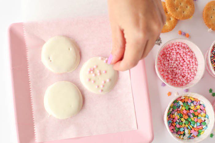 diy white chocolate valentine cookies