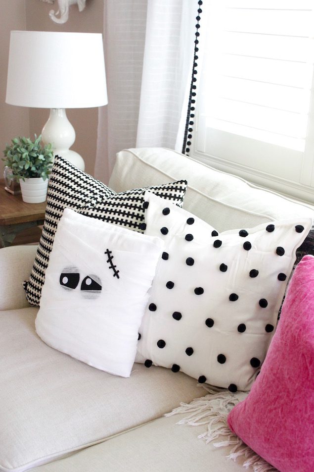 DIY Halloween Mummy Pillow