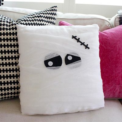 DIY Mummy Pillow and Favor Bags