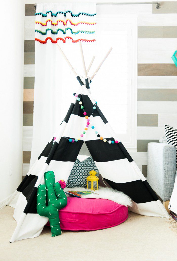 playroom tee pee