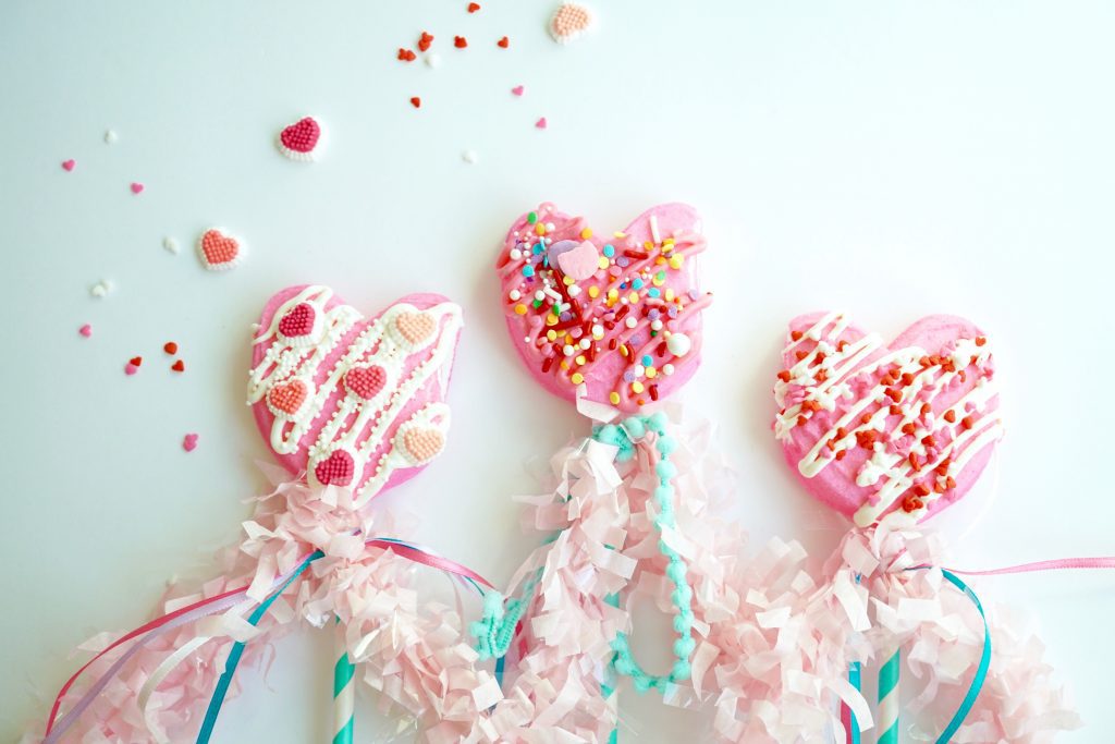 Valentine's Day DIY Marshmallow Peep Pops & Cookies 5