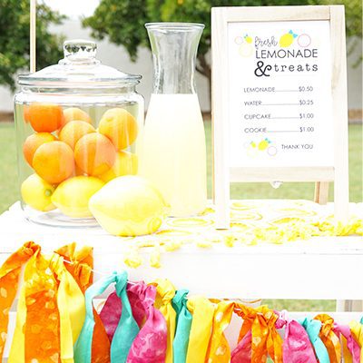 DIY Wood Crate Lemonade Stand
